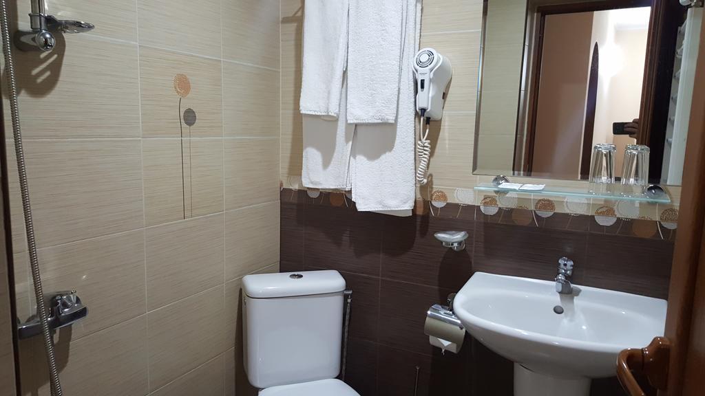 Ego Guest House Belogradtsjik Buitenkant foto